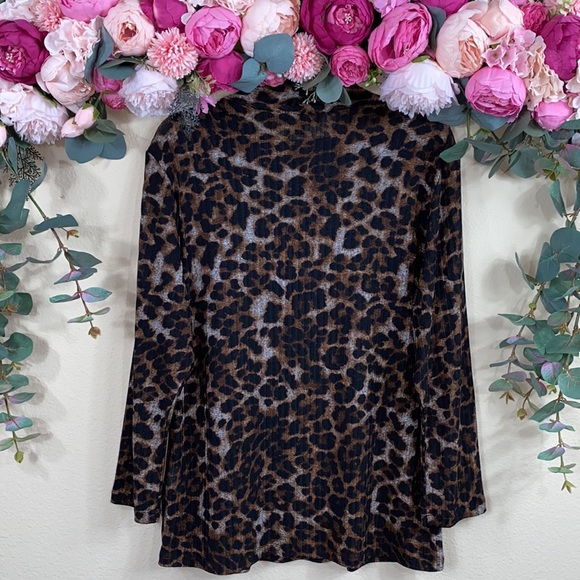 •DKNY• {ribbed} Mock-neck Semi-Sheer |lined| leopard print [long-sleeved] Top XL - Picture 13 of 14